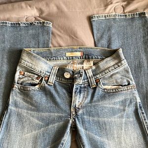 Levi’s 504 jeans